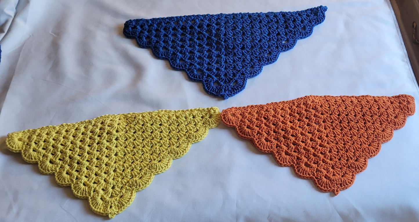 Pañuelos de crochet: hechos a mano en colores únicos