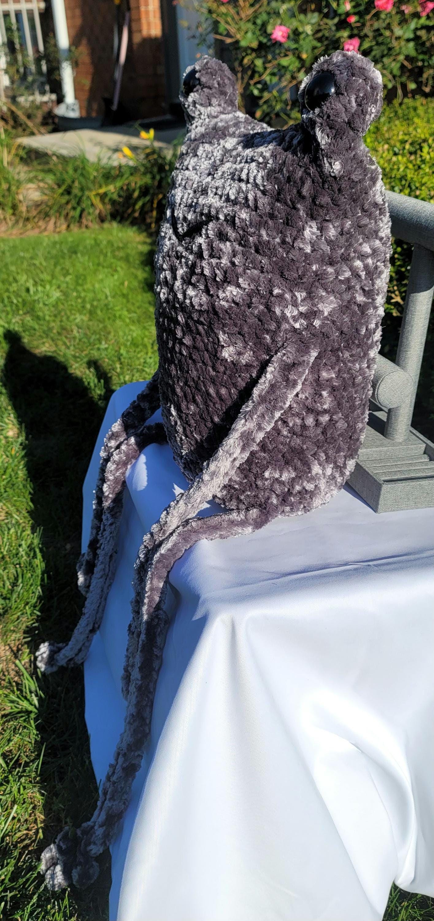 Large Gray Frog Crochet Plushie - Soft & Cuddly Handmade Amigurumi