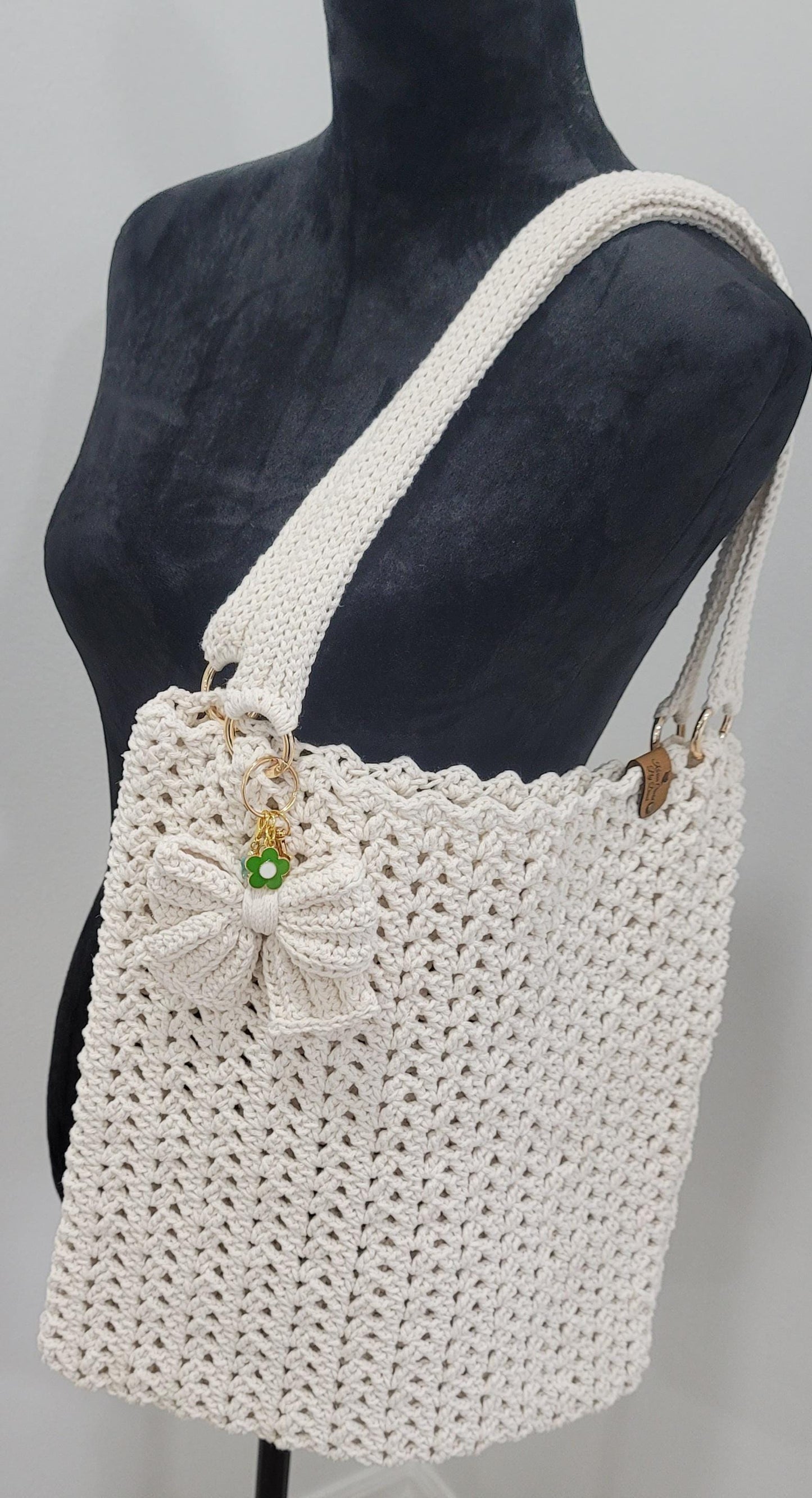 Handmade Crochet Beige Tote Bag: Lightweight Cotton Shoulder Bag