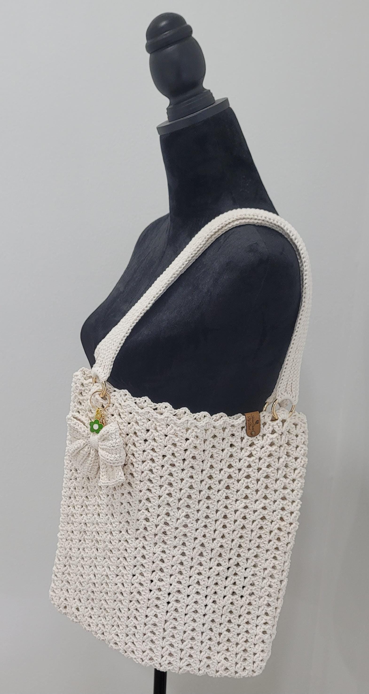 Handmade Crochet Beige Tote Bag: Lightweight Cotton Shoulder Bag