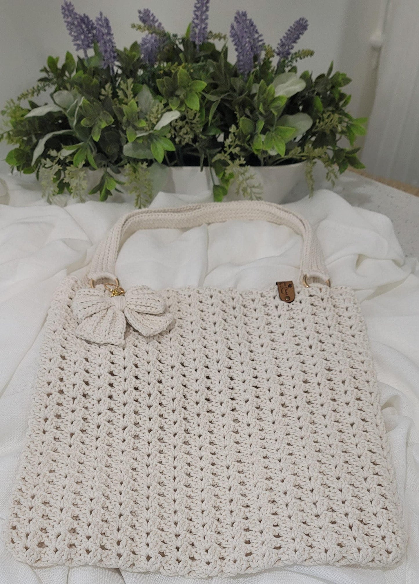 Handmade Crochet Beige Tote Bag: Lightweight Cotton Shoulder Bag