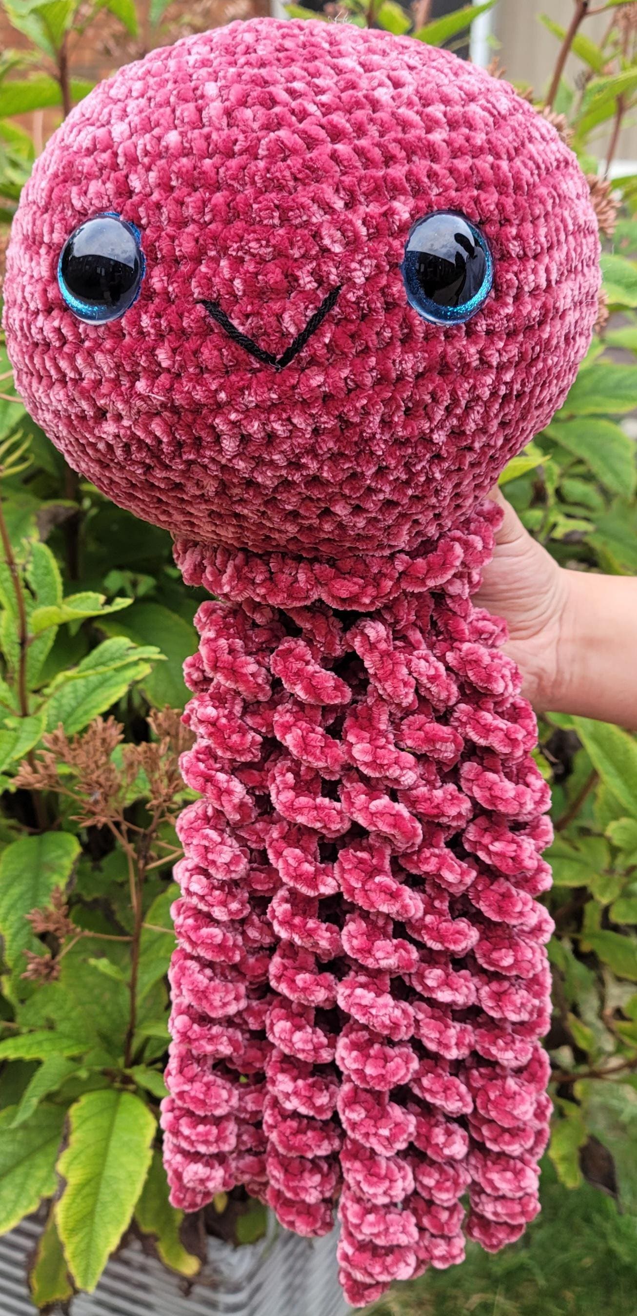 Crochet Jellyfish Plushie in Pomegranate with Blue Eyes, Soft Amigurumi Sea Creature Toy