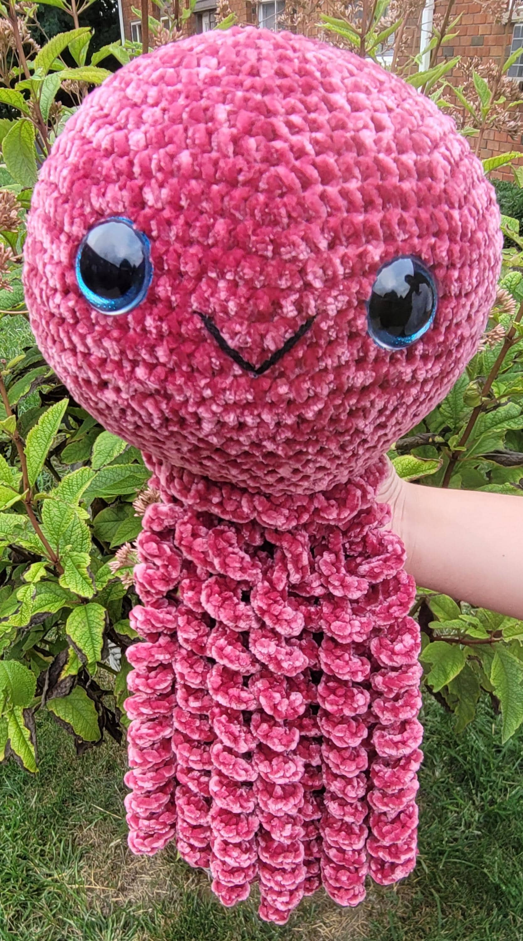 Crochet Jellyfish Plushie in Pomegranate with Blue Eyes, Soft Amigurumi Sea Creature Toy