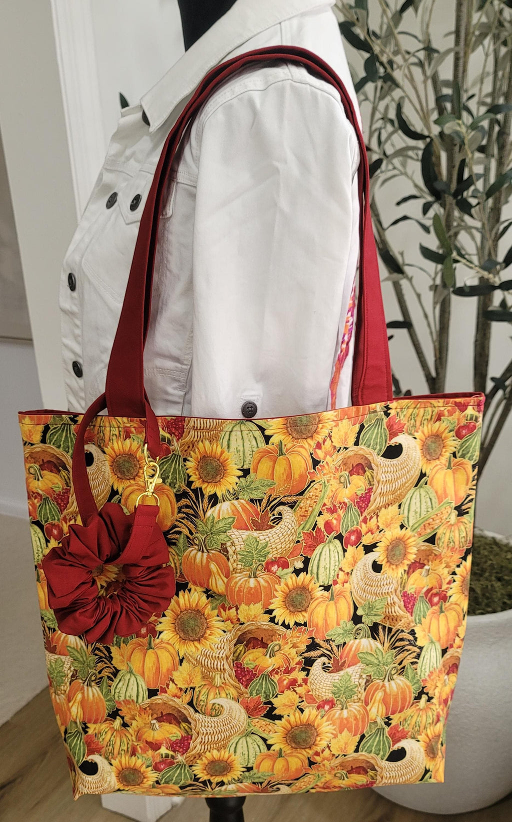 Thanksgiving Tote Bag with Pumpkins and Yellow Sunflowers. Green Tote Bag with Foxes, Hedgehogs, and White Birds