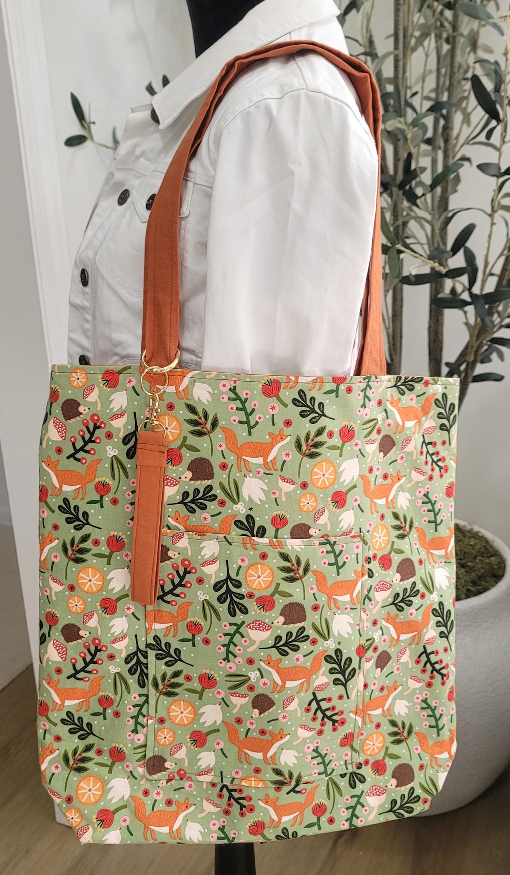 Thanksgiving Tote Bag with Pumpkins and Yellow Sunflowers. Green Tote Bag with Foxes, Hedgehogs, and White Birds