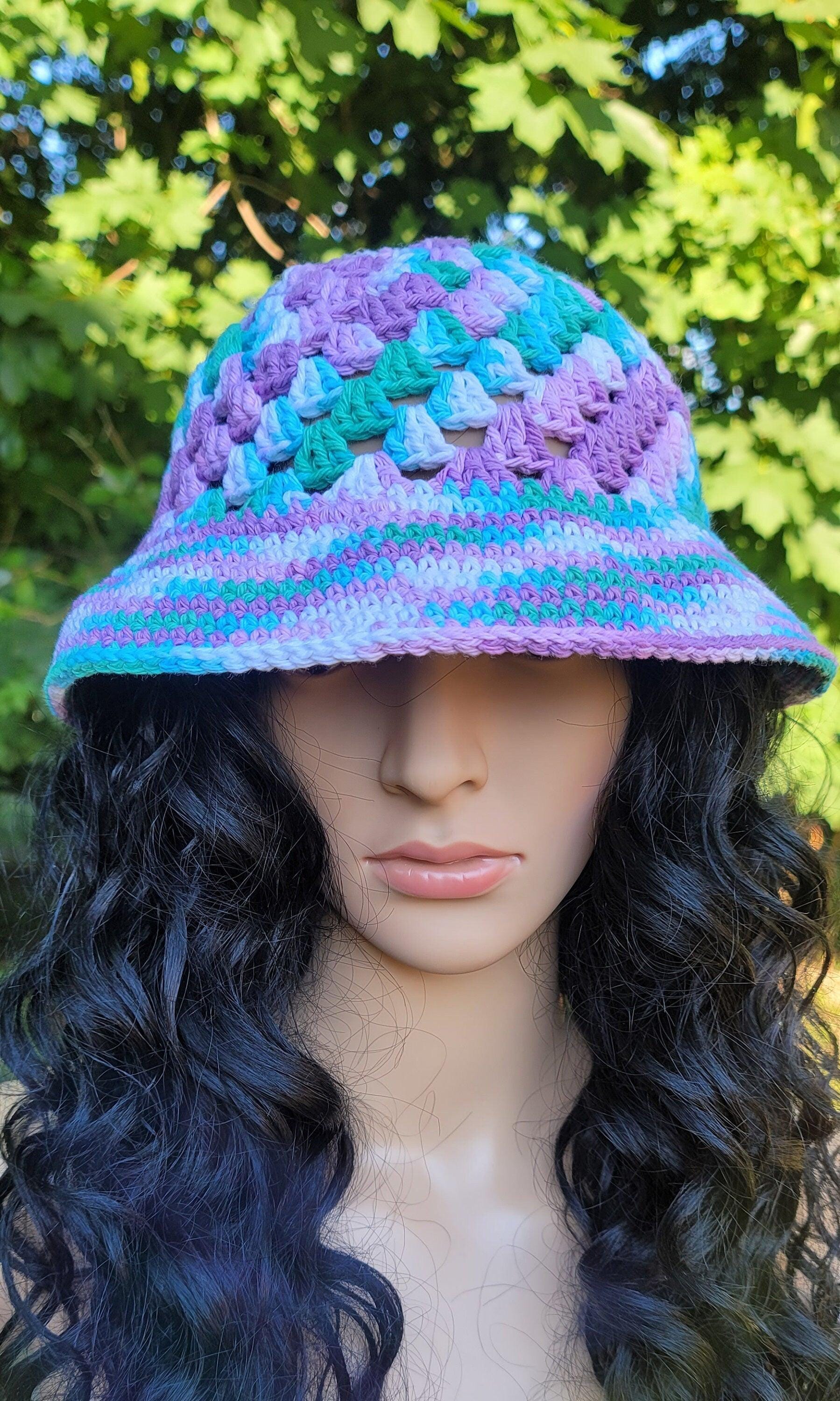 Handcrafted Crochet Hat and Handbag Set - Stylish and Cozy Accessories