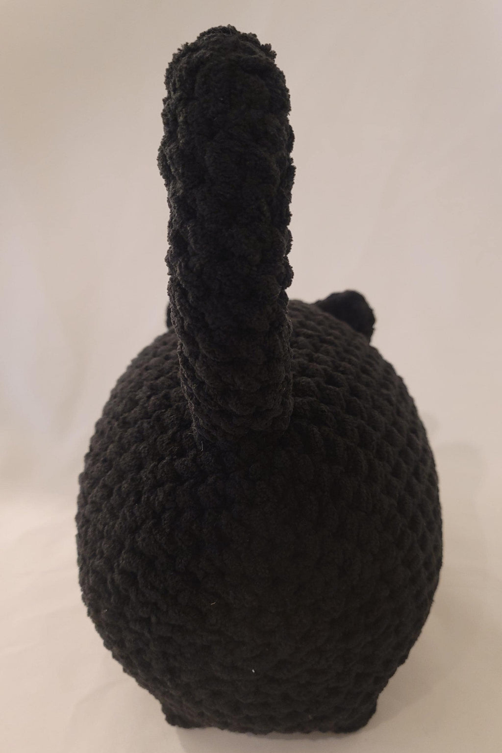 Black Loaf Cat