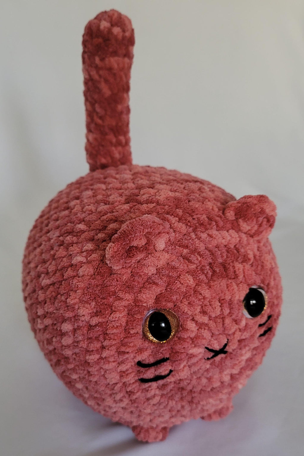 Earthenware Crochet Loaf Cat