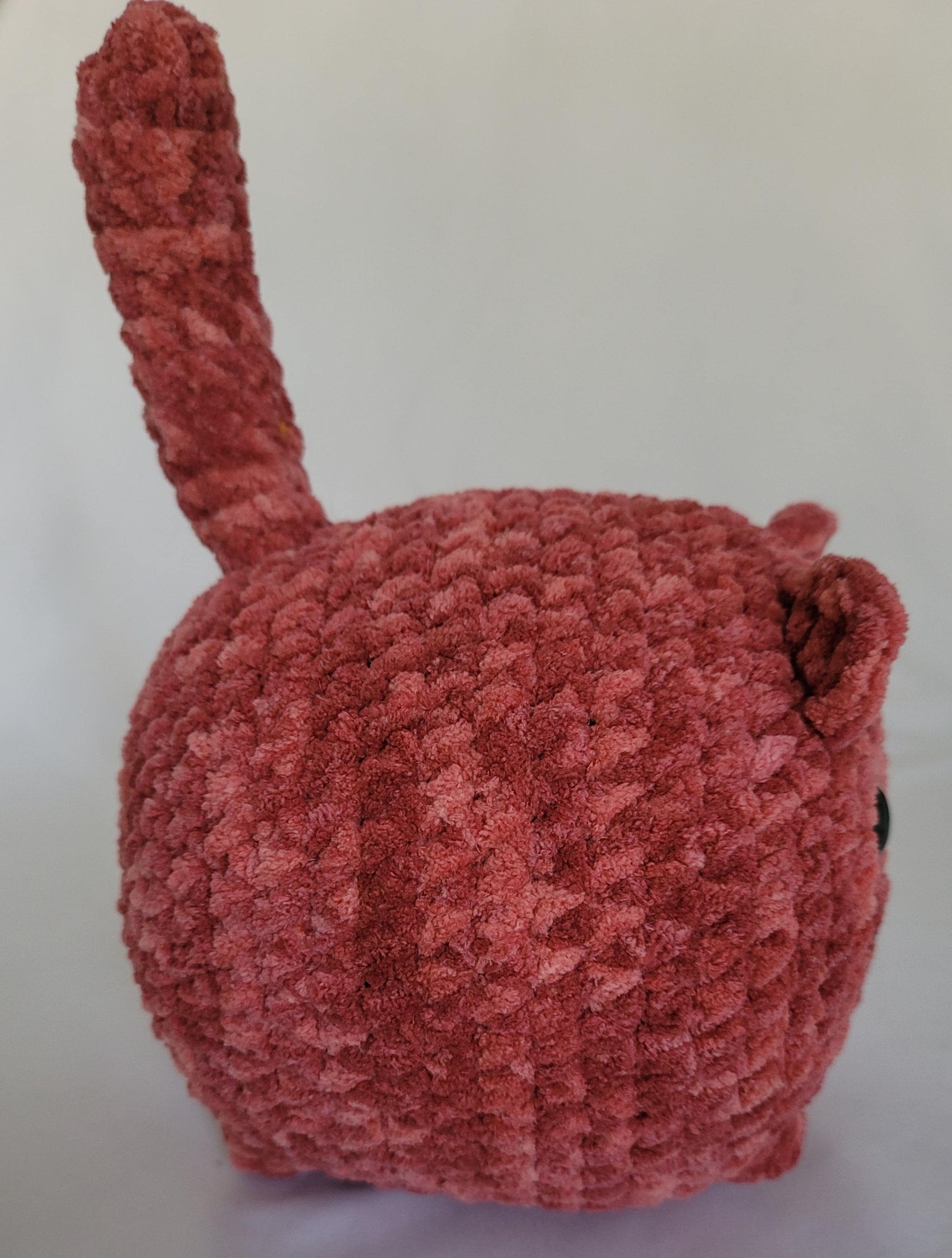 Earthenware Crochet Loaf Cat