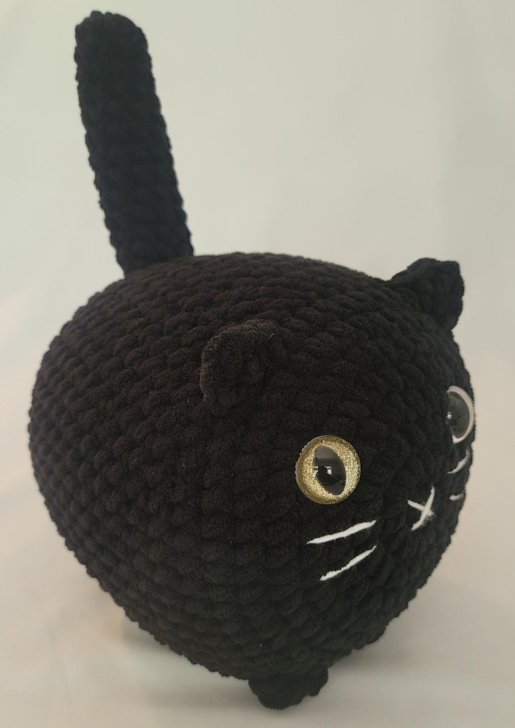 Black Loaf Cat