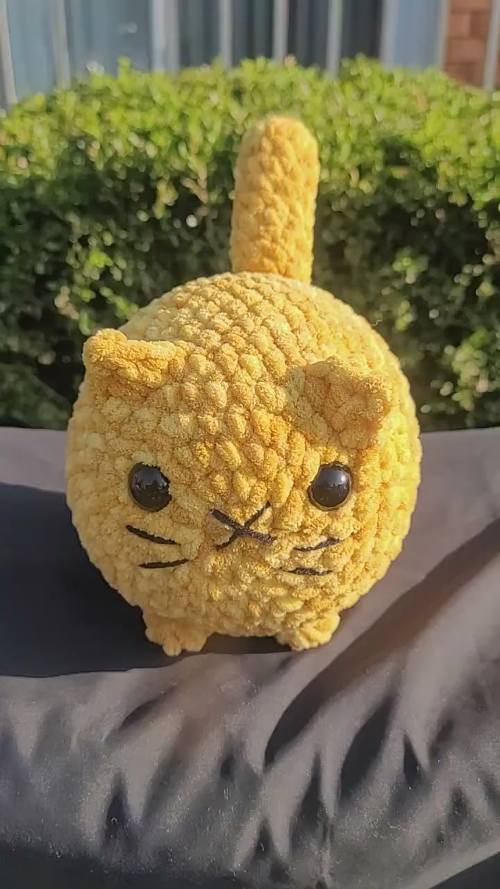 Yellow Loaf Cat